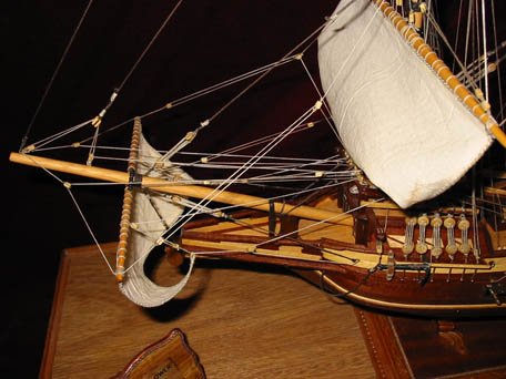 Mayf005LR.jpg (6975 bytes)